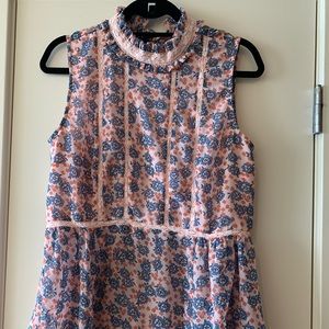 Floral blouse sleeveless